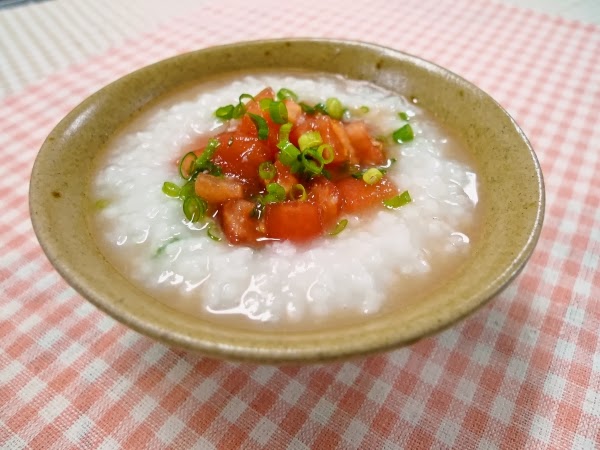 トマトのさっぱりがゆ
